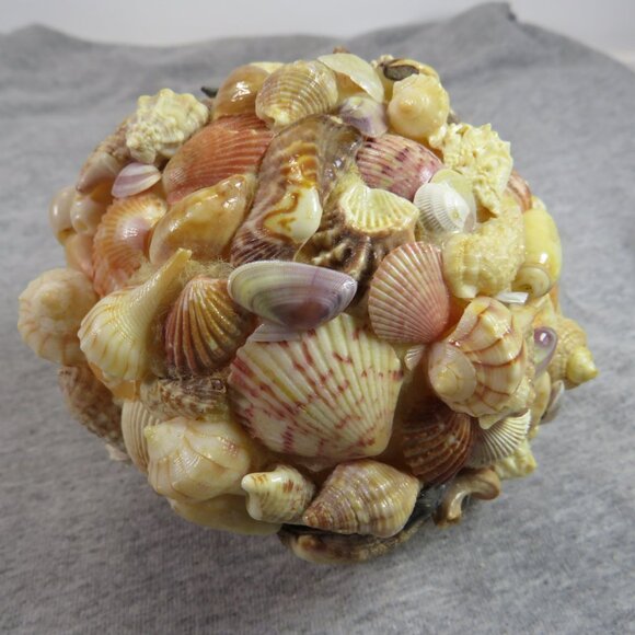 VTG Sea Shell Ball - Orb - Round Coastal Decoration 13" round Aged Yellow - Picture 6 of 11